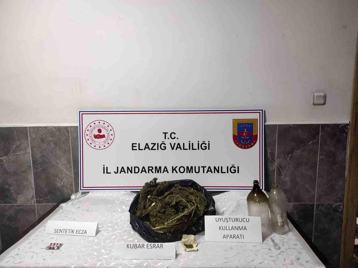 Elazığ\'da Uyuşturucu Operasyonunda 1 Kilo 280 Gram Esrar Ele Geçirildi