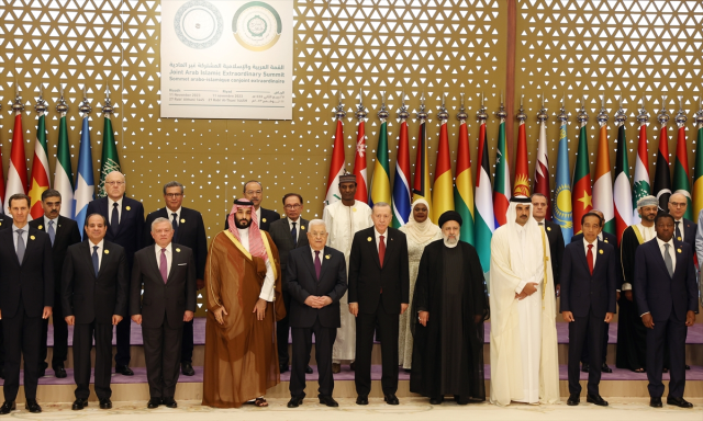 İslam İşbirliği Teşkilatı ve Arap Ligi Olağanüstü Zirvesi'nden ortak bildiri: İsrail'e silah ihracatı durdurulmalı