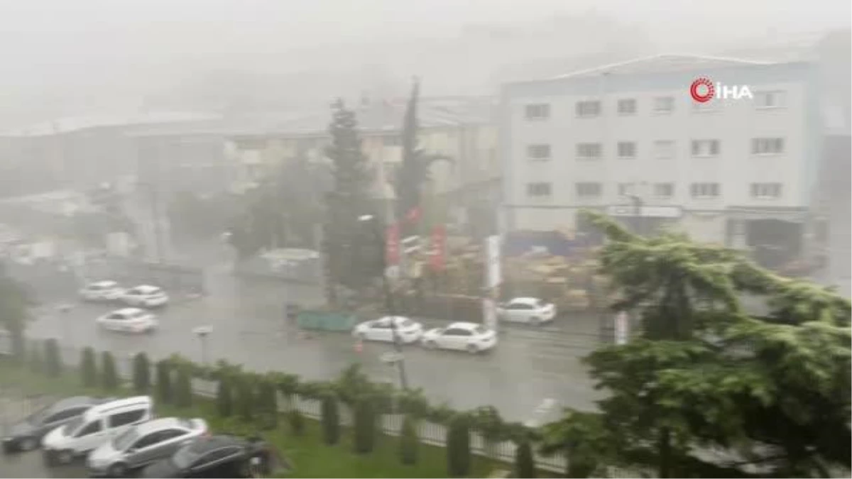 İstanbul\'da sağanak yağış etkili oldu