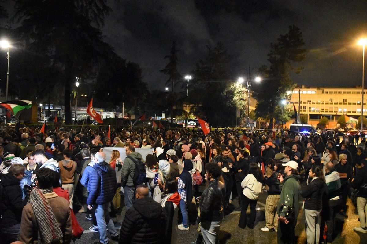 Roma\'da Filistin\'e Destek Mitingi Düzenlendi