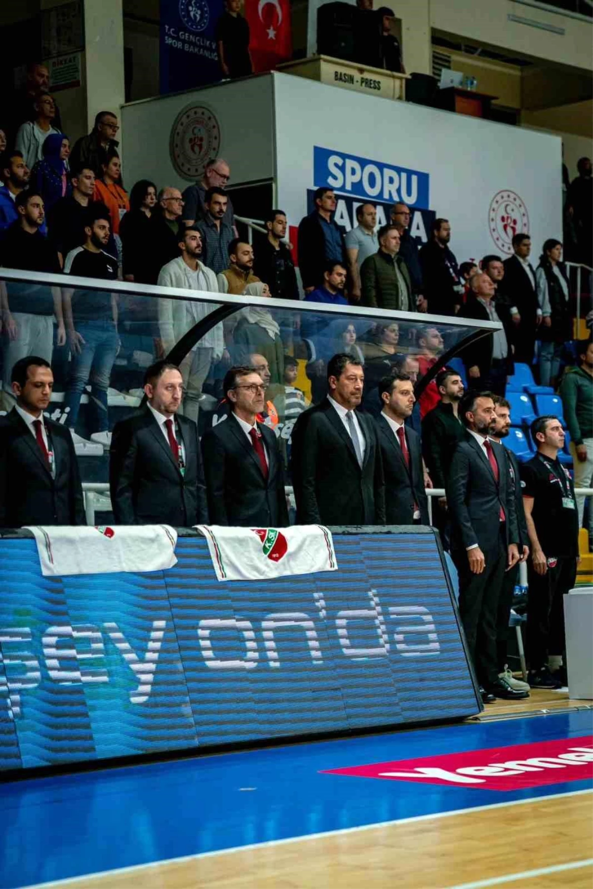 P. Karşıyaka, Basketbol Süper Ligi\'nde İlk Kez Galibiyet Serisi Yakaladı