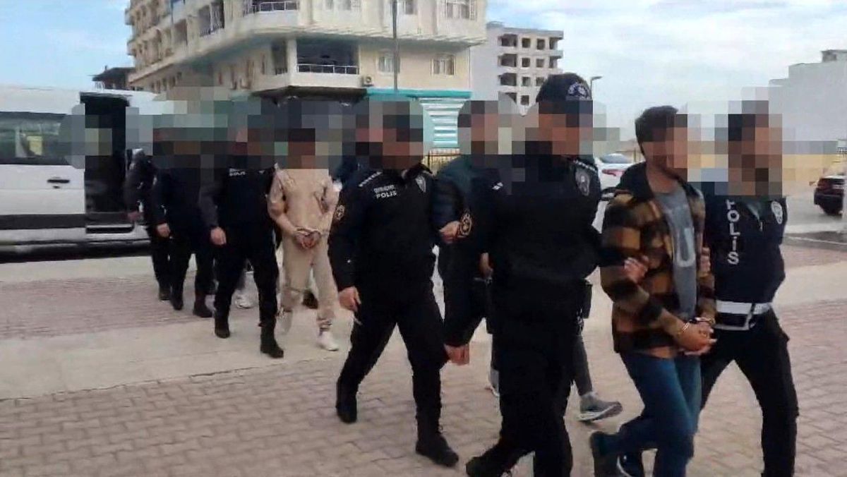 Şanlıurfa\'da 7 kişi dolandırıcılık operasyonunda tutuklandı
