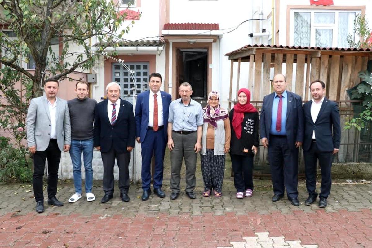 Şehit ailesinin acısına ortak oldu