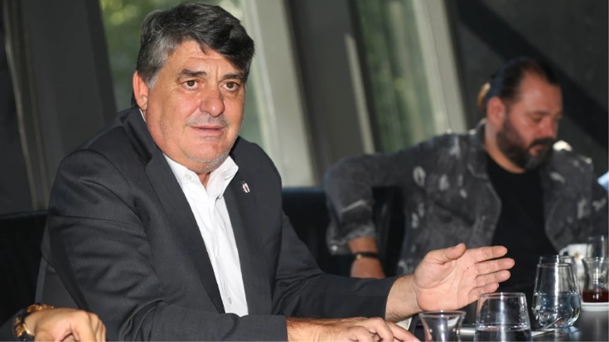 Beşiktaş\'ta Serdal Adalı, 3 Aralık\'ta yapılacak seçimde başkan adayı olacağını açıkladı
