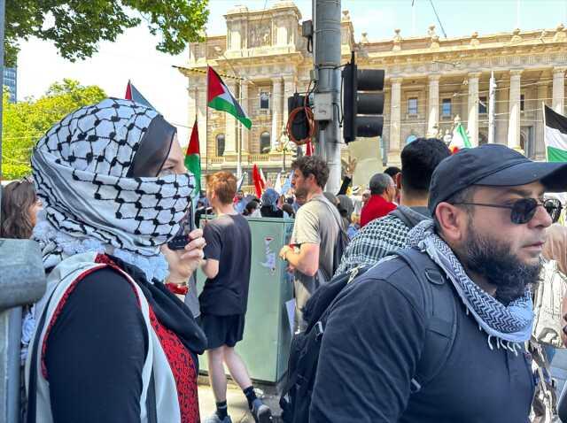 Avustralya'da on binlerce kişi, Filistin'e destek için protesto düzenledi