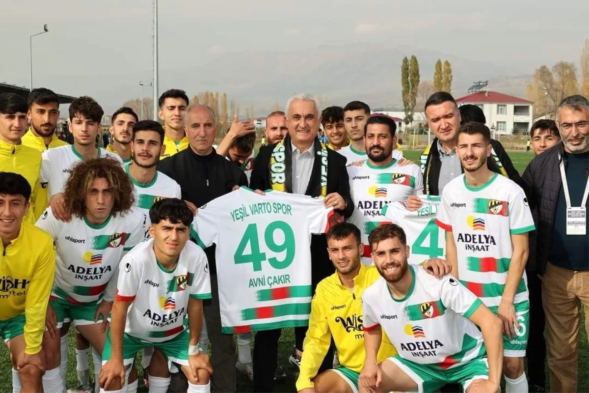 Yeşil Vartospor, lider Mazıdağı Fosfatspor\'a evinde 4-0 yenildi