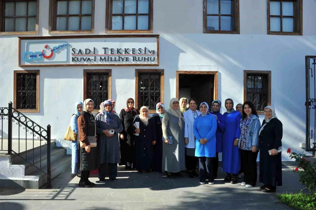Samsun Büyükşehir Belediyesi, Sadi Tekkesi\'nde Kadınlara Diyetisyen Desteği Veriyor
