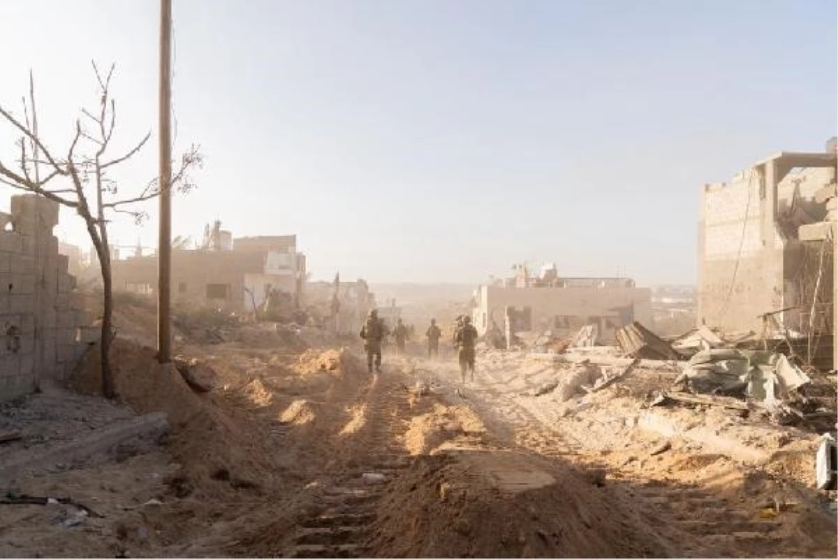 İsrail Savunma Kuvvetleri, Gazze\'deki Shati mülteci kampında çatışmalara başladı
