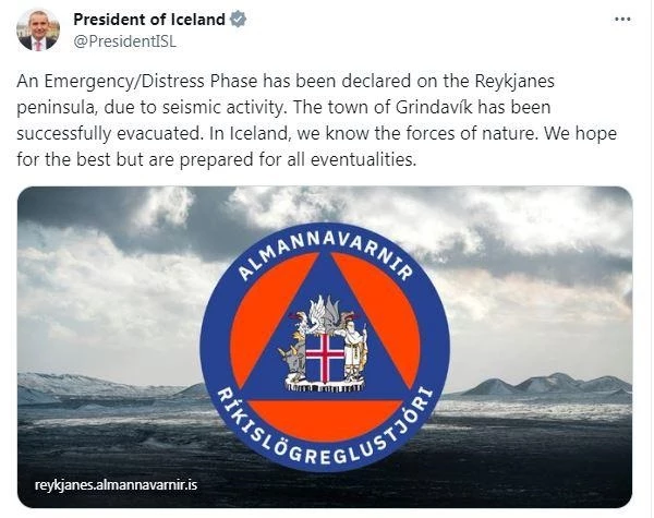 İzlanda'da yanardağ patlaması riski: Grindavik kasabası tahliye edildi
