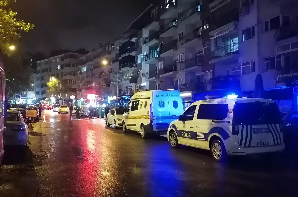 Gölcük\'te Silahlı Kavga: Bir Kişi Yaralandı