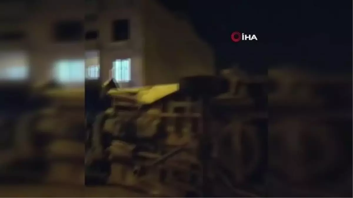 Mardin'de minibüs eve daldı: 1'i ağır 3 yaralı