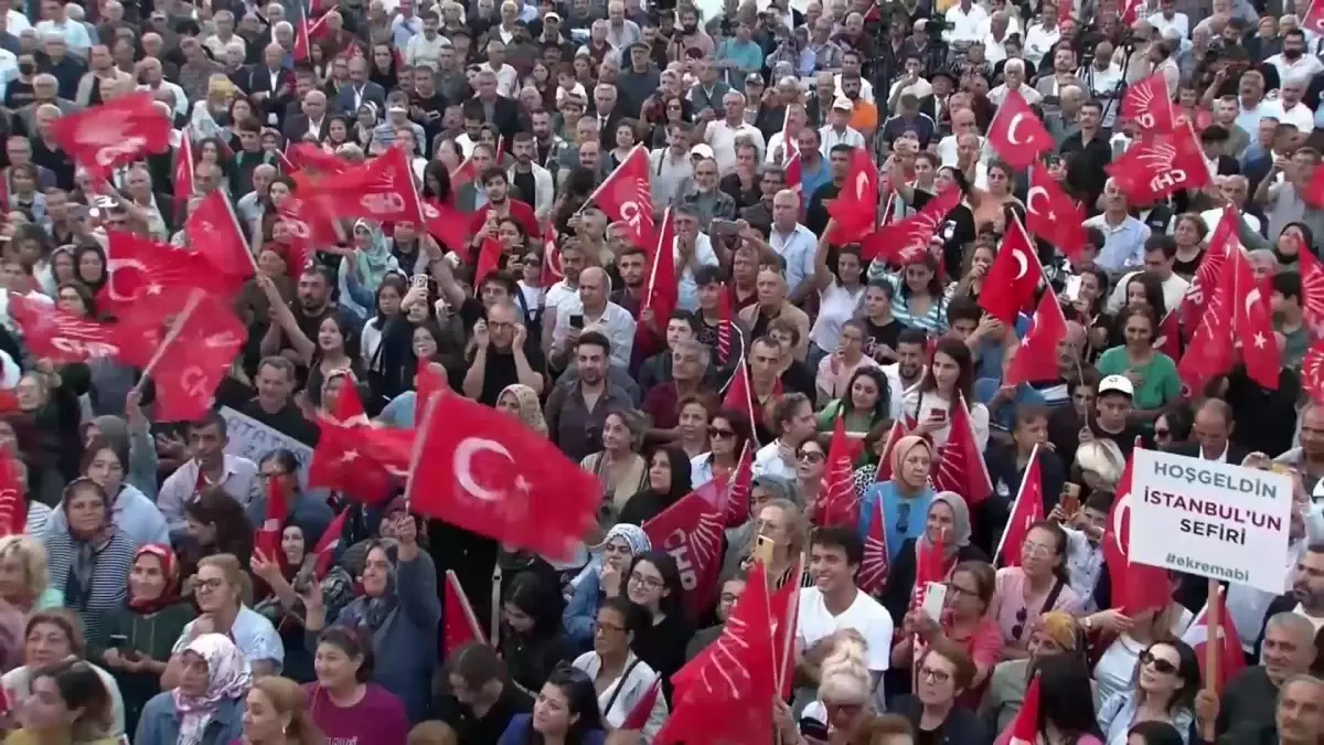 Özgür Özel, Osmaniye\'de: "Hep Beraber, Omuz Omuza Türkiye Cumhuriyeti\'ni Tekrar Atatürk\'ün Partisi Yönetene Kadar Çok Çalışacağız"