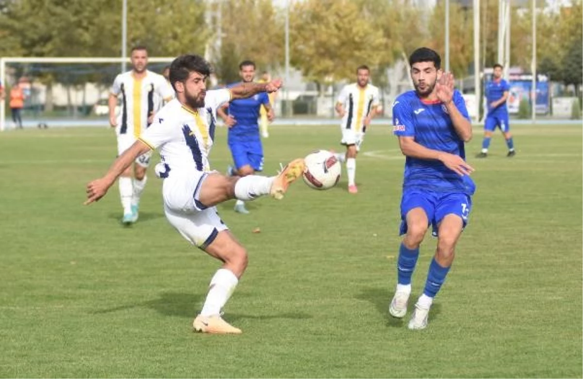 Talasgücü Belediyespor, Karabük İdman Yurdu\'nu 3-0 mağlup etti