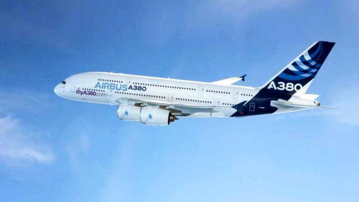 Dünyanın En Büyük Yolcu Uçağı Airbus A380\'in Başına Gelenler