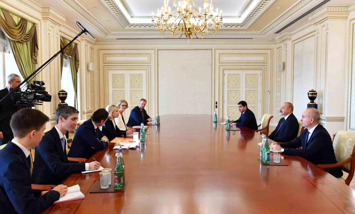 Azerbaycan Cumhurbaşkanı Aliyev, AGİT PA Başkanı Kauma\'yı kabul etti