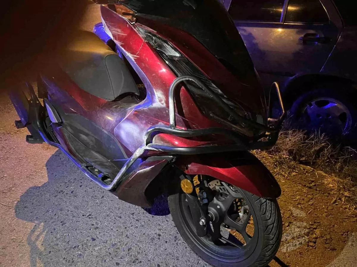 Antalya\'da alkollü motosiklet sürücüsü kaza yaptı