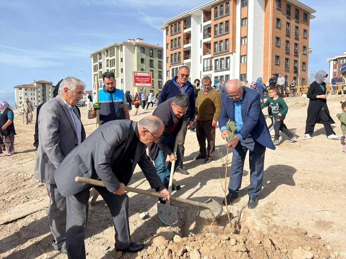 Beyşehir\'de Merhum Kaymakam Yusuf Özdemir için Hatıra Ormanı Oluşturuldu