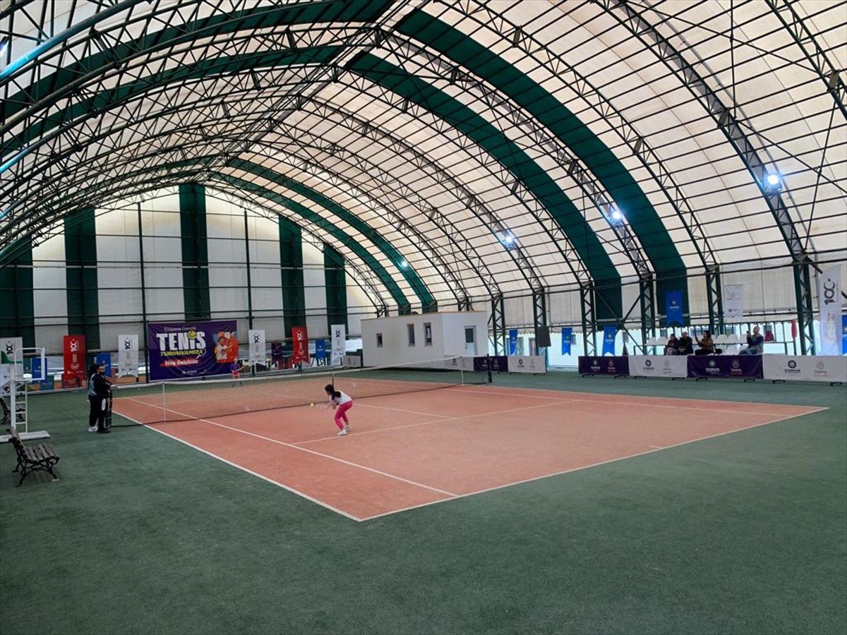 Diyarbakır\'da \'Uyanış Gençlik 2. Tenis Turnuvası\' Başladı