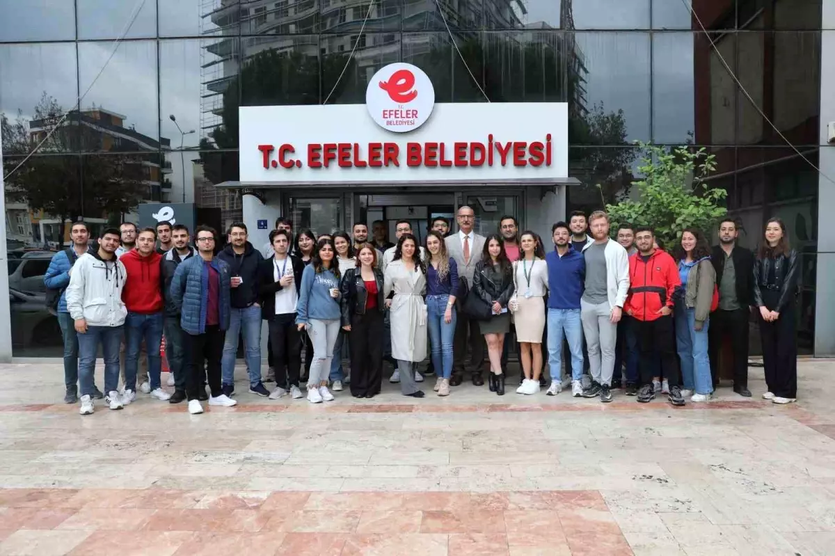 ADÜ Tıp Fakültesi Öğrencileri Efeler Belediyesi\'ni Ziyaret Etti