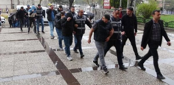 Erzurum'da İmamoğlu'na taşlı saldırı davasında savunmalar ortaya çıktı