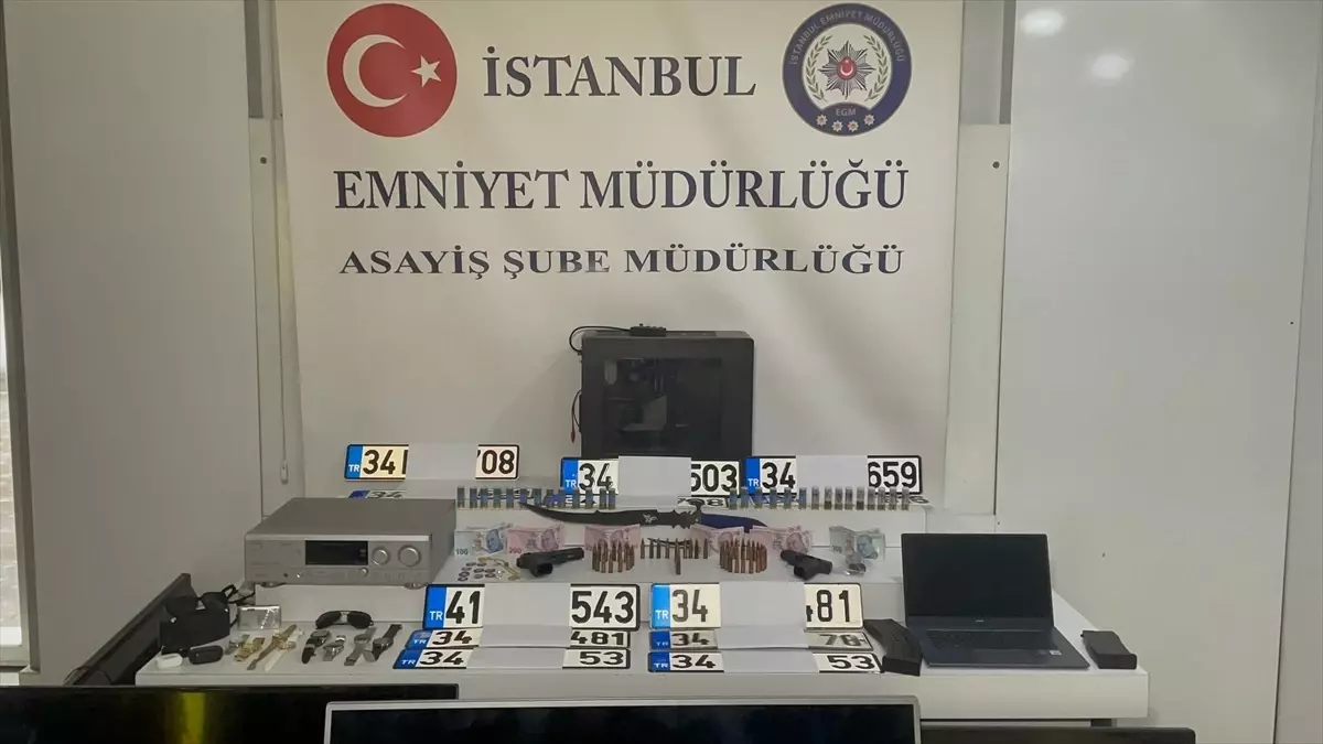 İstanbul\'da Suç Örgütüne Operasyon: 3 Ayda 35 Otomobil Çalındı