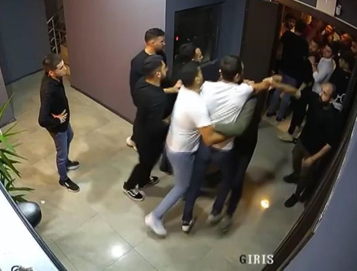 Nazilli'de Restoran Sahibi ve Yakınları Gazeteciyi Darbetti