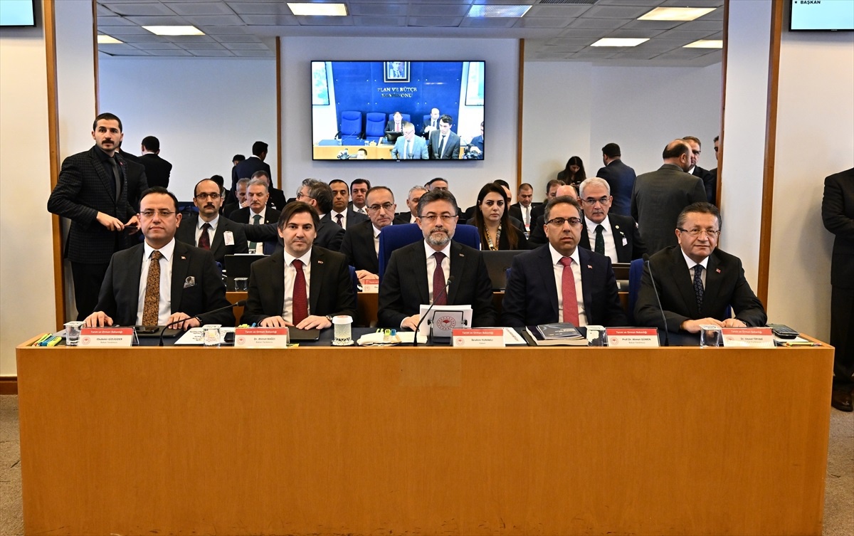 Bakan Yumaklı: "Mülkiyet ve mirasçılık sorunları sebebiyle desteklerden faydalanamayan üreticilerimiz de bundan sonra tarımsal desteklerden istifade...