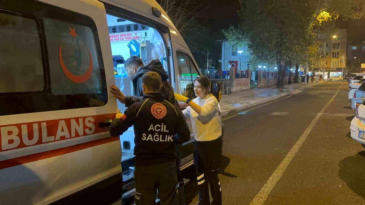 Tekirdağ\'da Parkta Silahlı Saldırı: 2 Yaralı