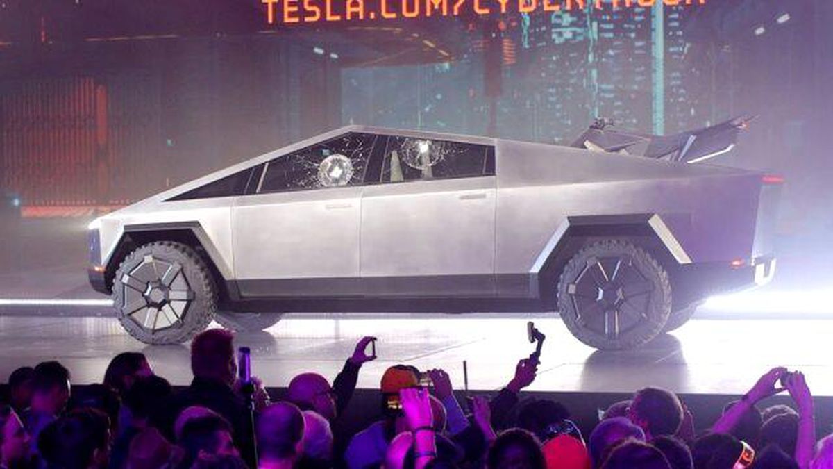 Tesla, Cybertruck\'ın yeniden satışını bir yıl boyunca yasaklayacak