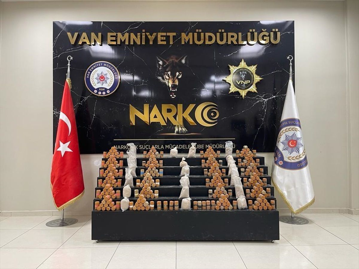 Van\'da 48 Kilo Eroin Ele Geçirildi