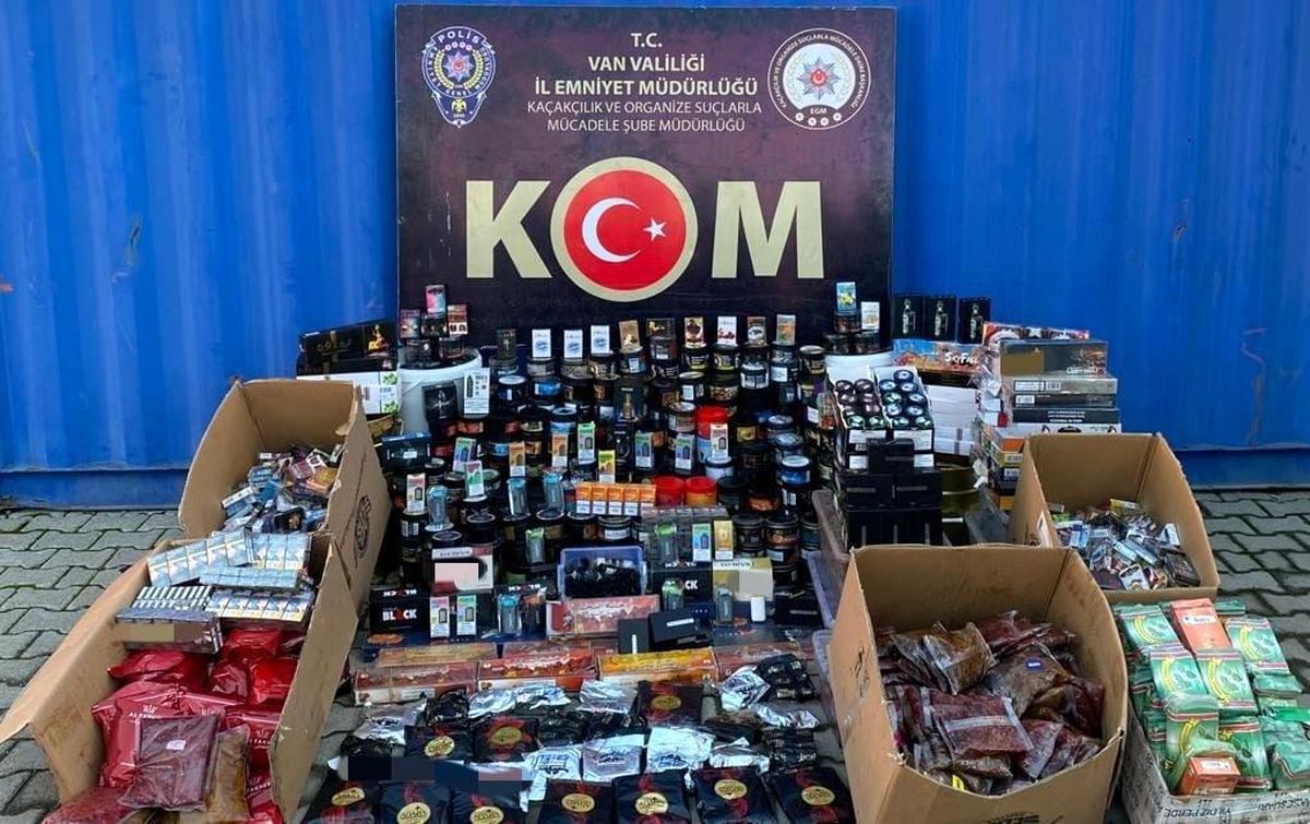 Van\'da Gümrük Kaçağı Malzemeler Ele Geçirildi