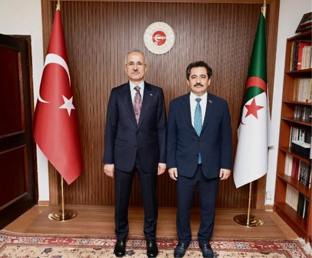Ulaştırma ve Altyapı Bakanı Abdulkadir Uraloğlu, Türkiye\'nin Cezayir Büyükelçiliği\'ni ziyaret etti