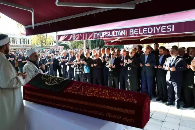 Cumhurbaşkanı Erdoğan, Hacer Coşan'ın cenaze törenine katıldı