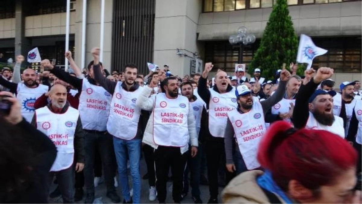 DİSK İstanbul\'dan Ankara\'ya yürüyüşe başladı