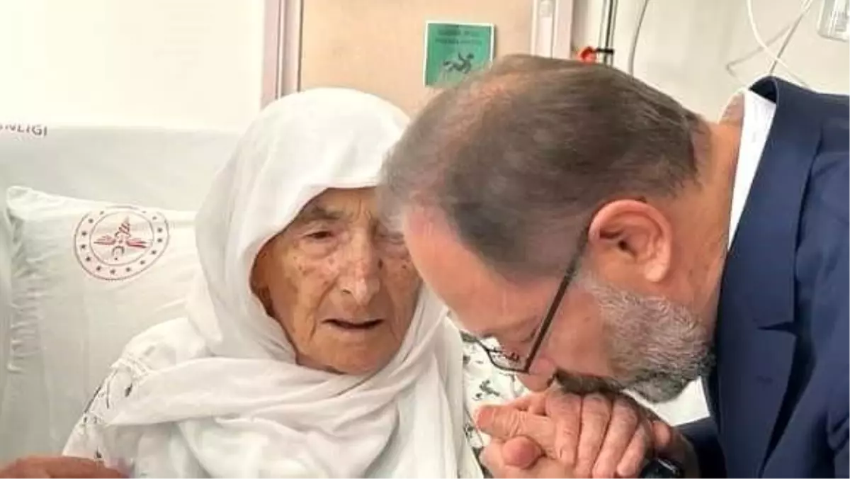 Diyanet İşleri Başkanı Erbaş\'ın annesi Binnaz Erbaş vefat etti