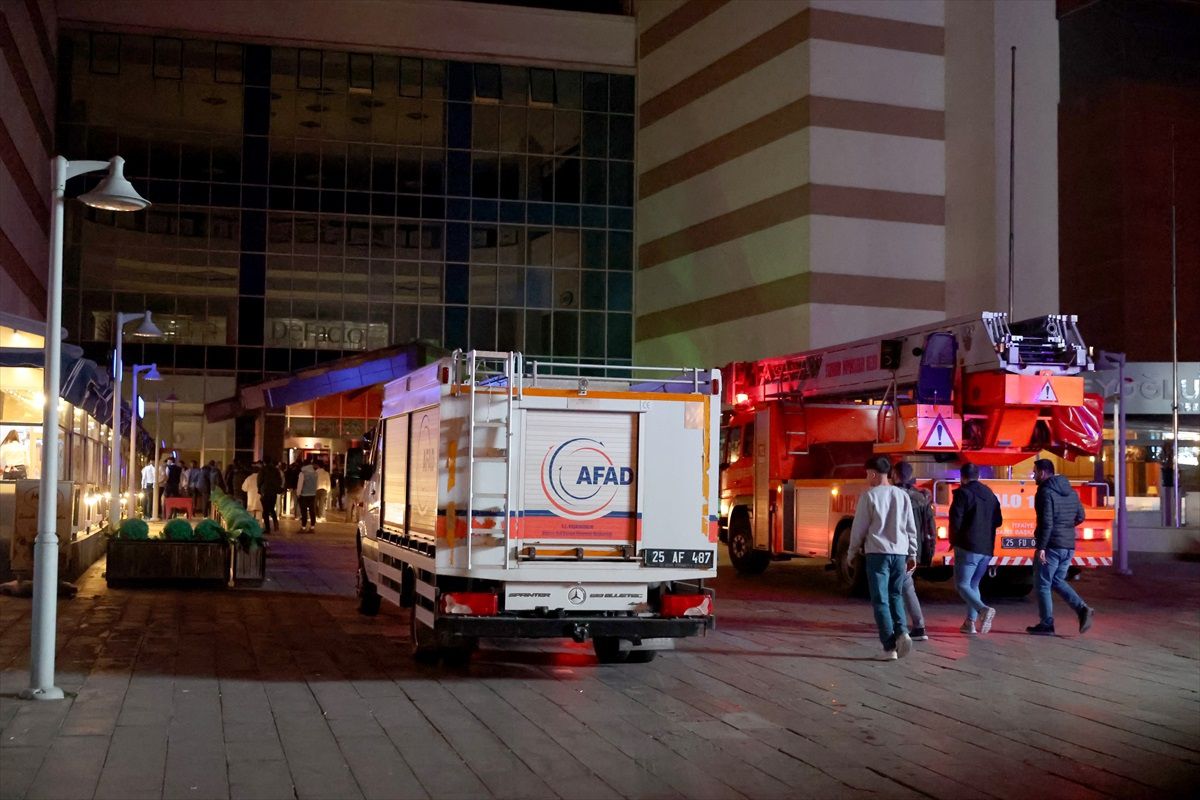 Erzurum\'da bir kafede patlama meydana geldi