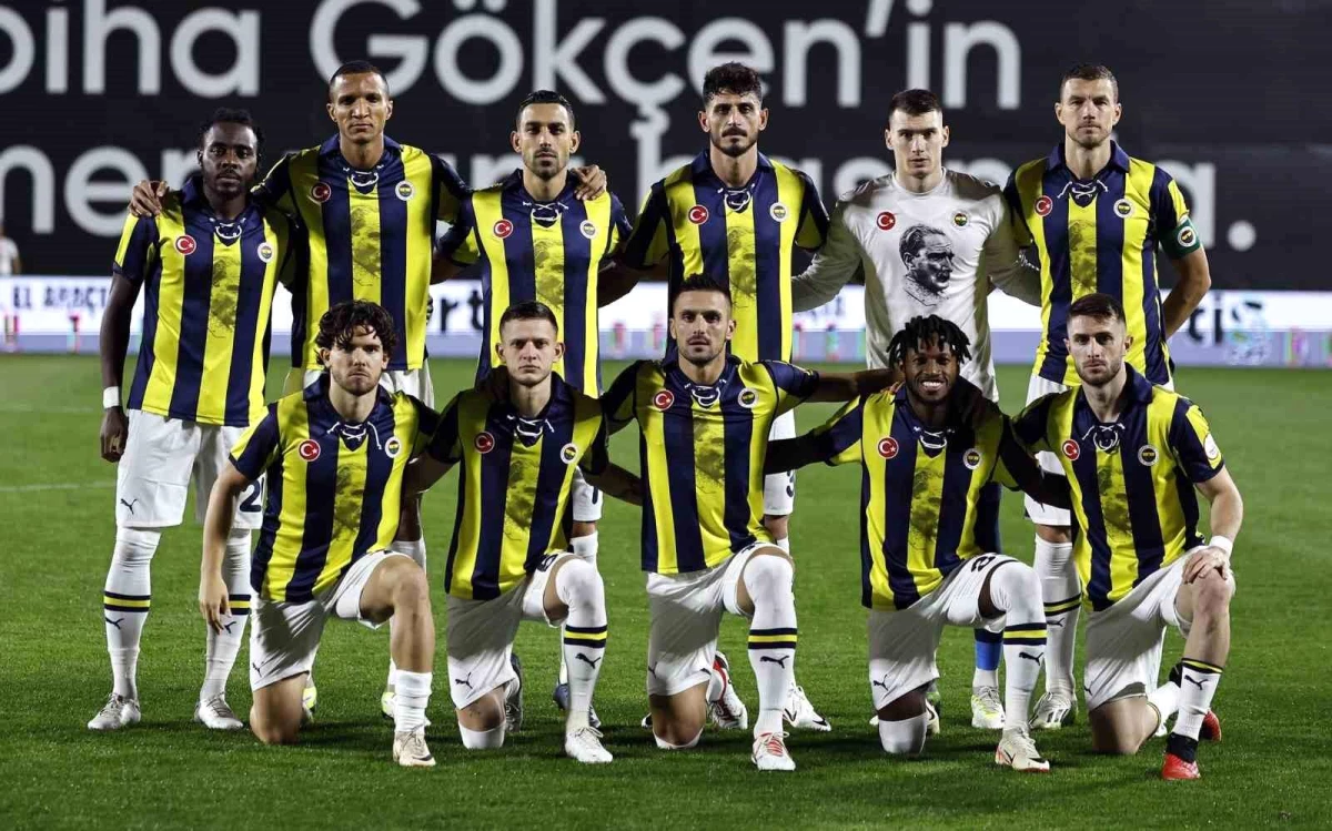 Fenerbahçe, Süper Lig\'de İstatistiklerde Öne Çıkıyor