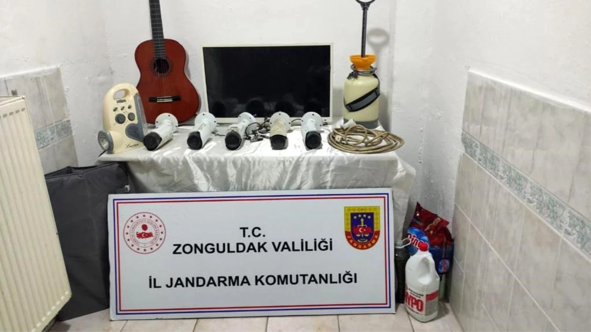 Zonguldak\'ta Hırsızlık Zanlısı Yakalandı, Çalınan Eşyalar Teslim Edildi