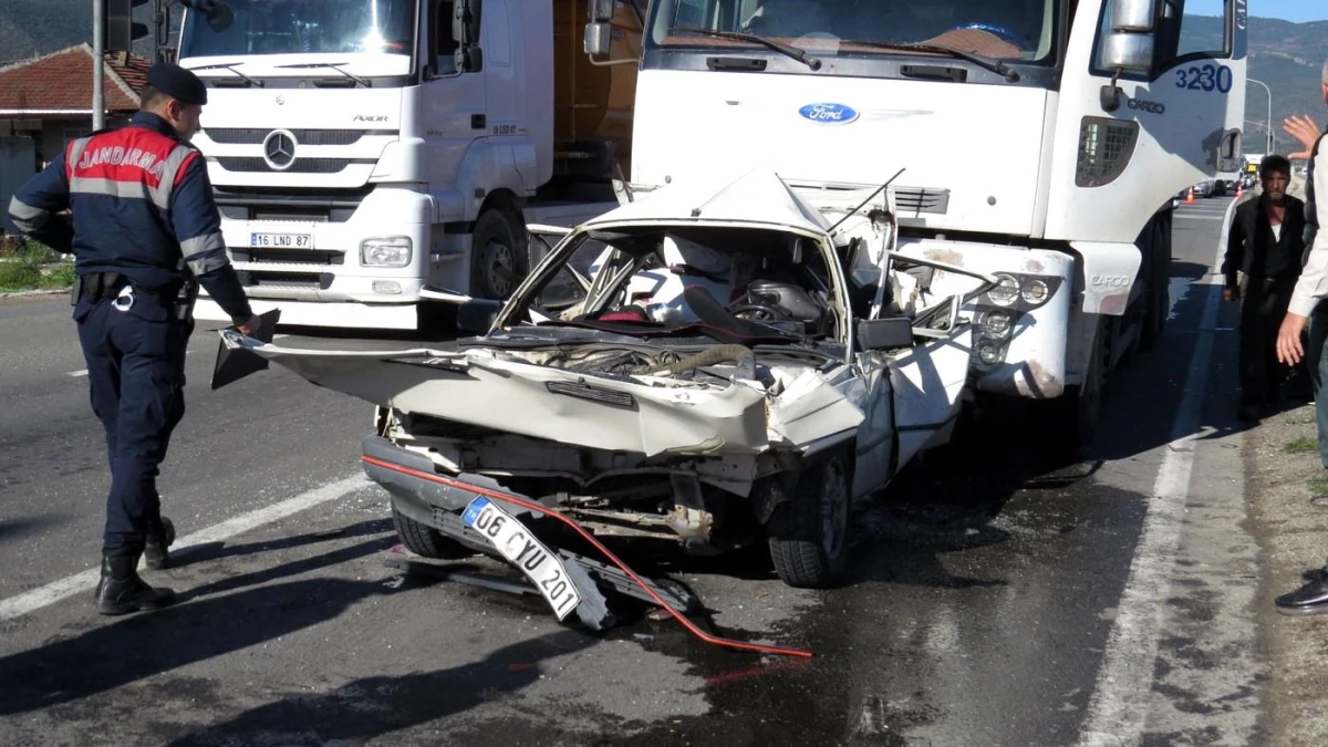 Sakarya\'da zincirleme trafik kazası: 4 yaralı
