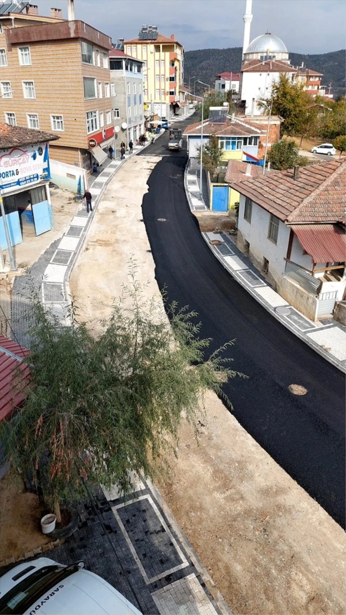 Sinop\'un Saraydüzü ilçesinde asfaltlama çalışmaları devam ediyor