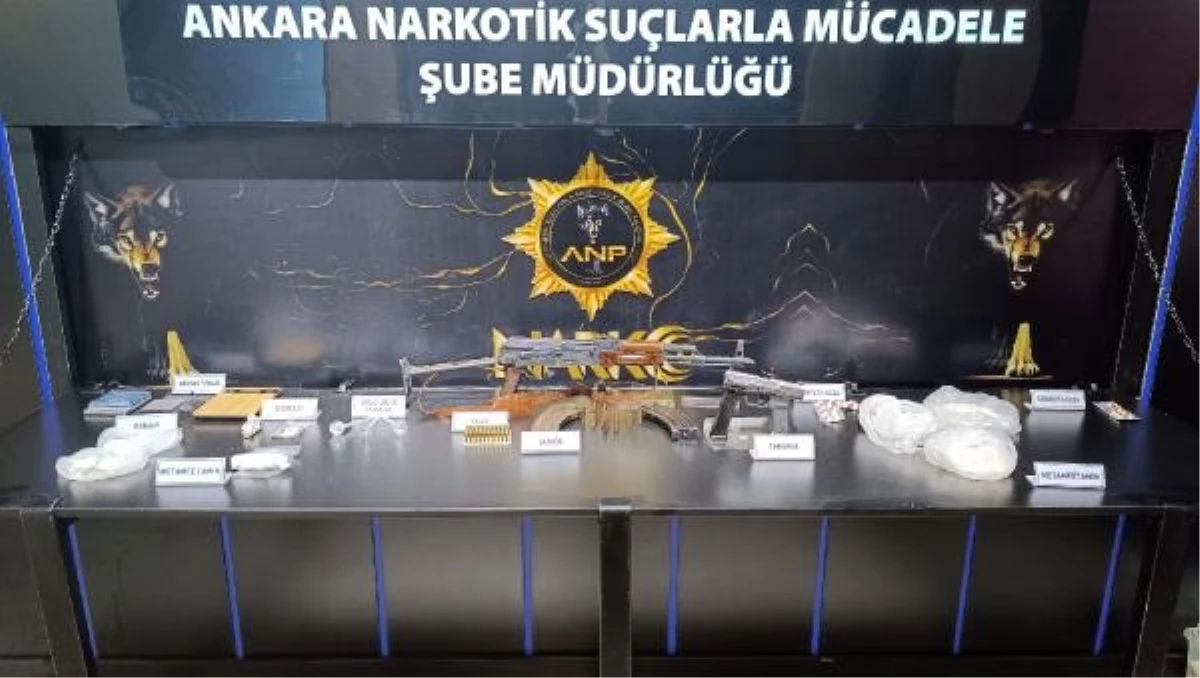 Ankara\'da Uyuşturucu Operasyonunda 3 Kişi Gözaltına Alındı