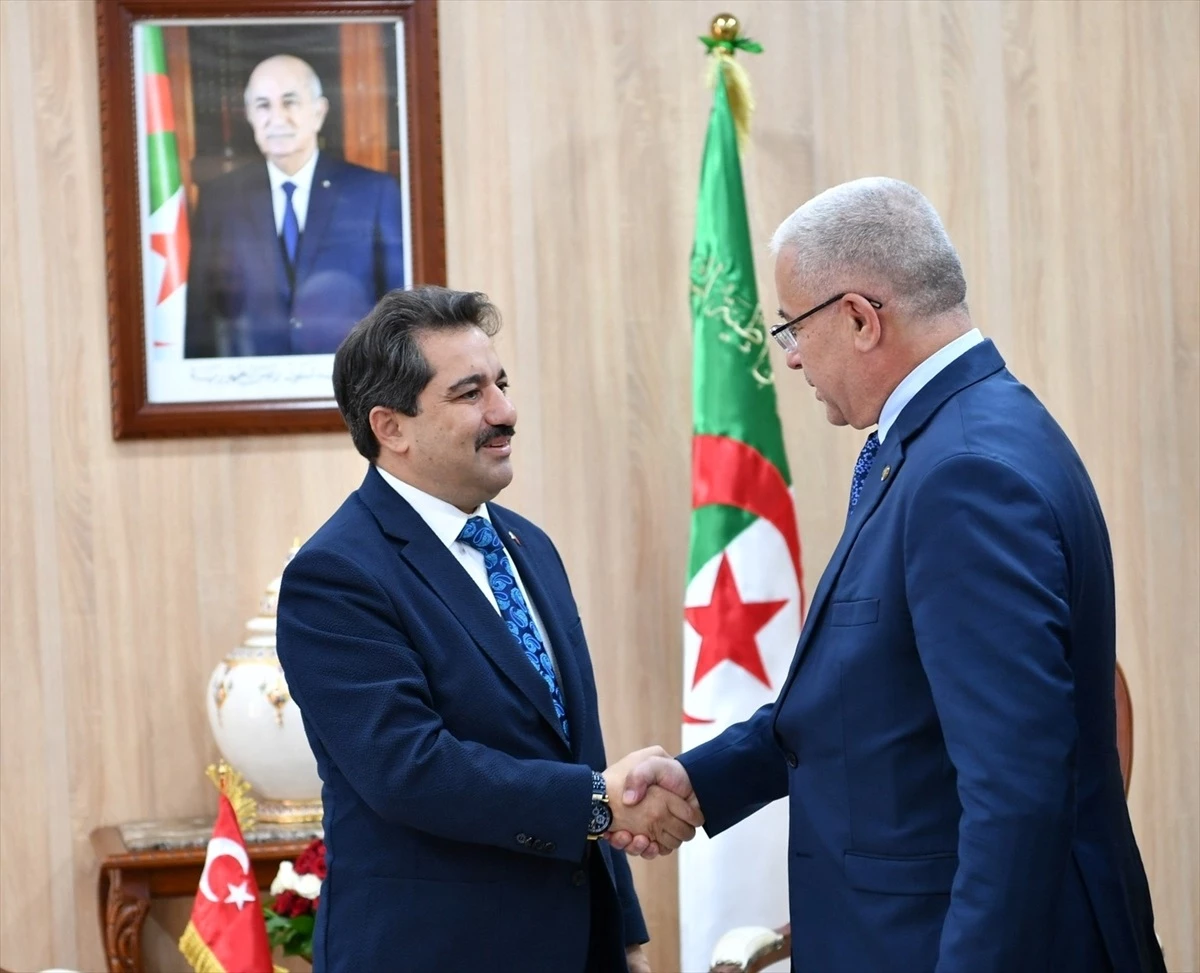 Cezayir Ulusal Halk Meclisi Başkanı Türkiye\'nin Cezayir Büyükelçisi ile görüştü