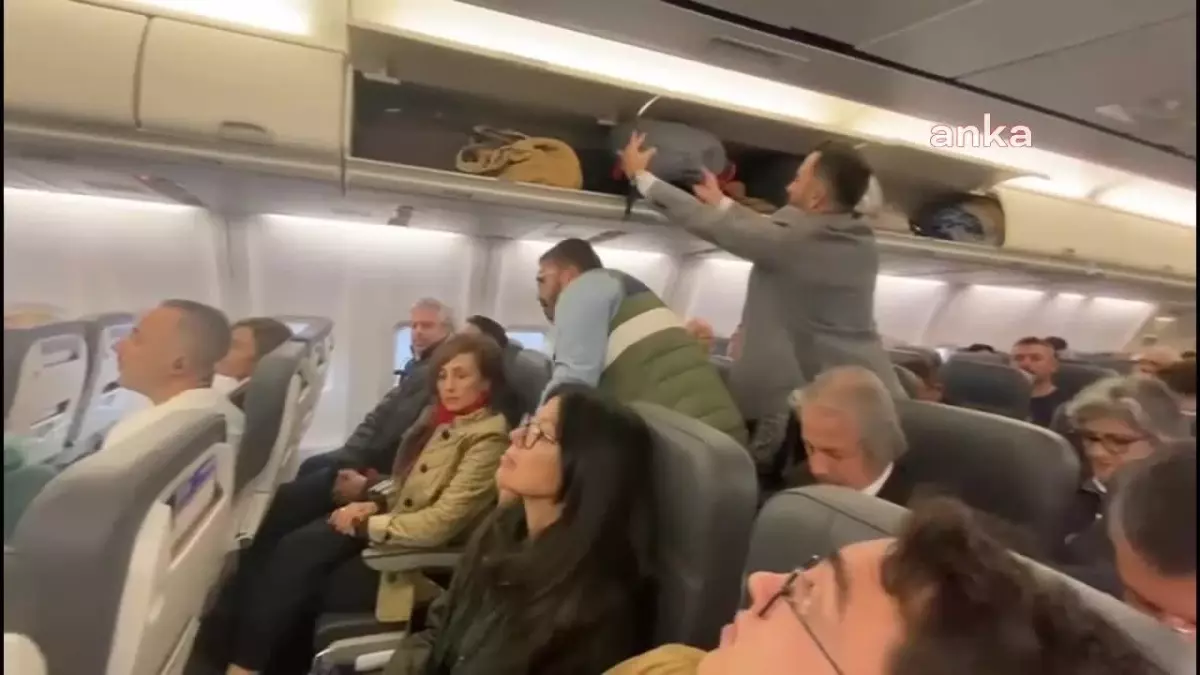 CHP Genel Başkanı Özgür Özel, KKTC\'nin 40. Kuruluş Yıl Dönümü Törenlerine Katılmak İçin Lefkoşa\'ya Gitti