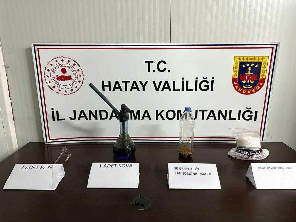 Hatay\'da yapılan aramalarda yakalanan 2 şüpheli adli kontrol şartıyla serbest bırakıldı