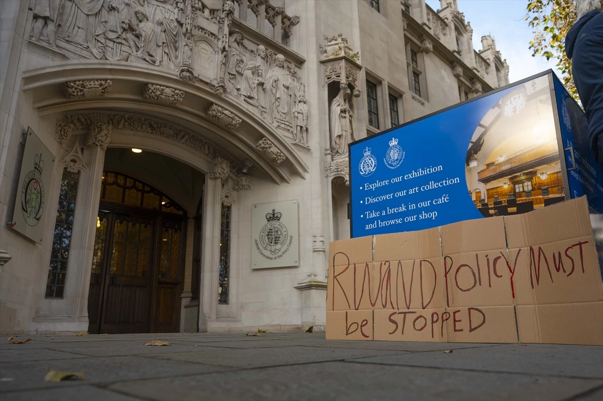 İngiltere\'de Yüksek Mahkeme, Ruanda\'ya gönderme planını yasa dışı buldu