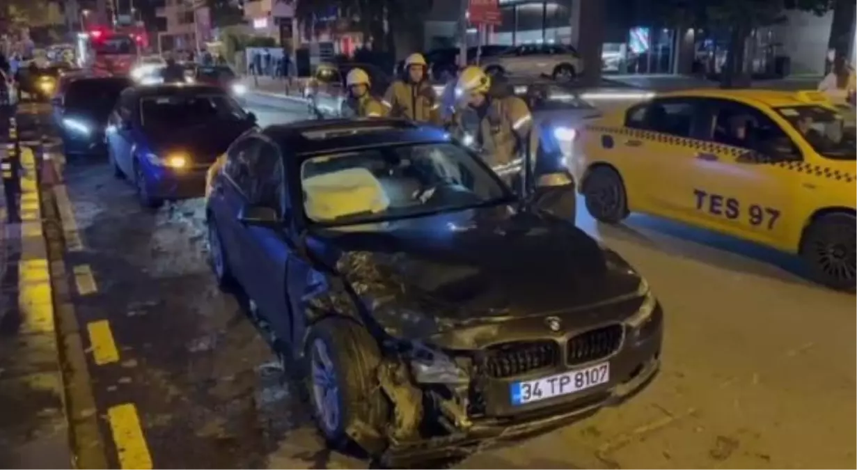 Kadıköy\'de Alkollü Sürücüden Kaza: Taksi Şoförü Yaralandı