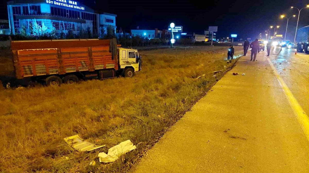 Konya\'da kamyon ile tırın çarpışması sonucu 1 kişi yaralandı