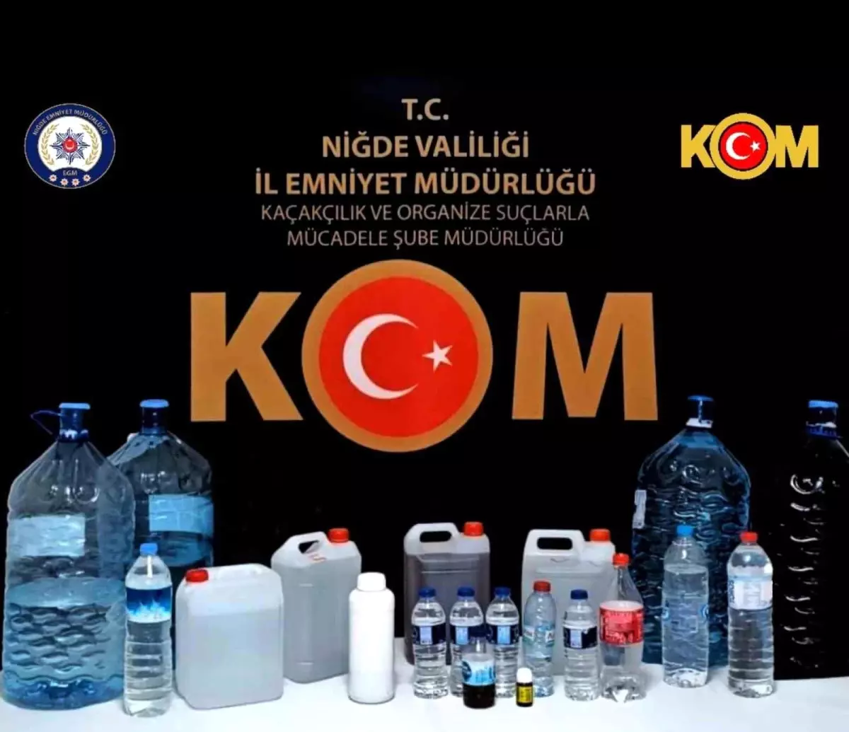 Niğde\'de Sahte Alkol Operasyonu: 1 Kişi Gözaltına Alındı, 90 Litre Sahte Alkol Ele Geçirildi