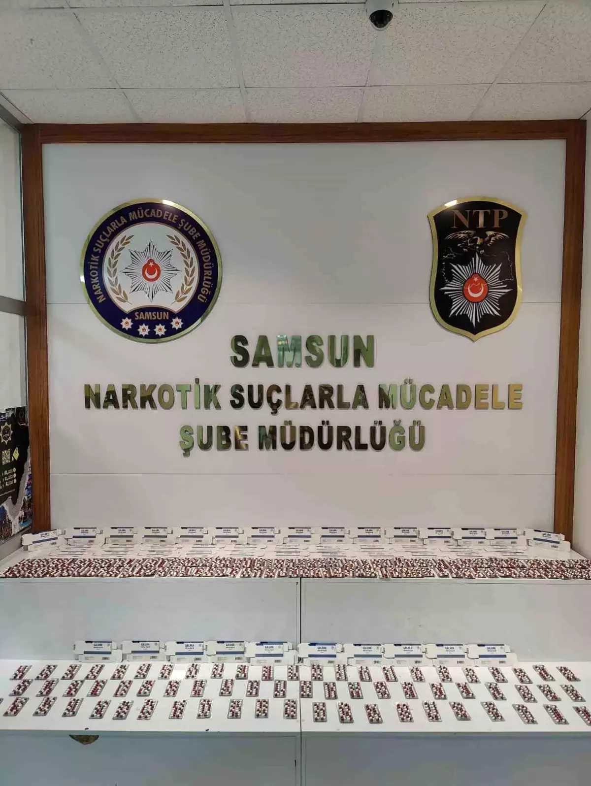 Samsun Otobüs Terminalinde Uyuşturucu Operasyonu: 4 Kişi Yakalandı