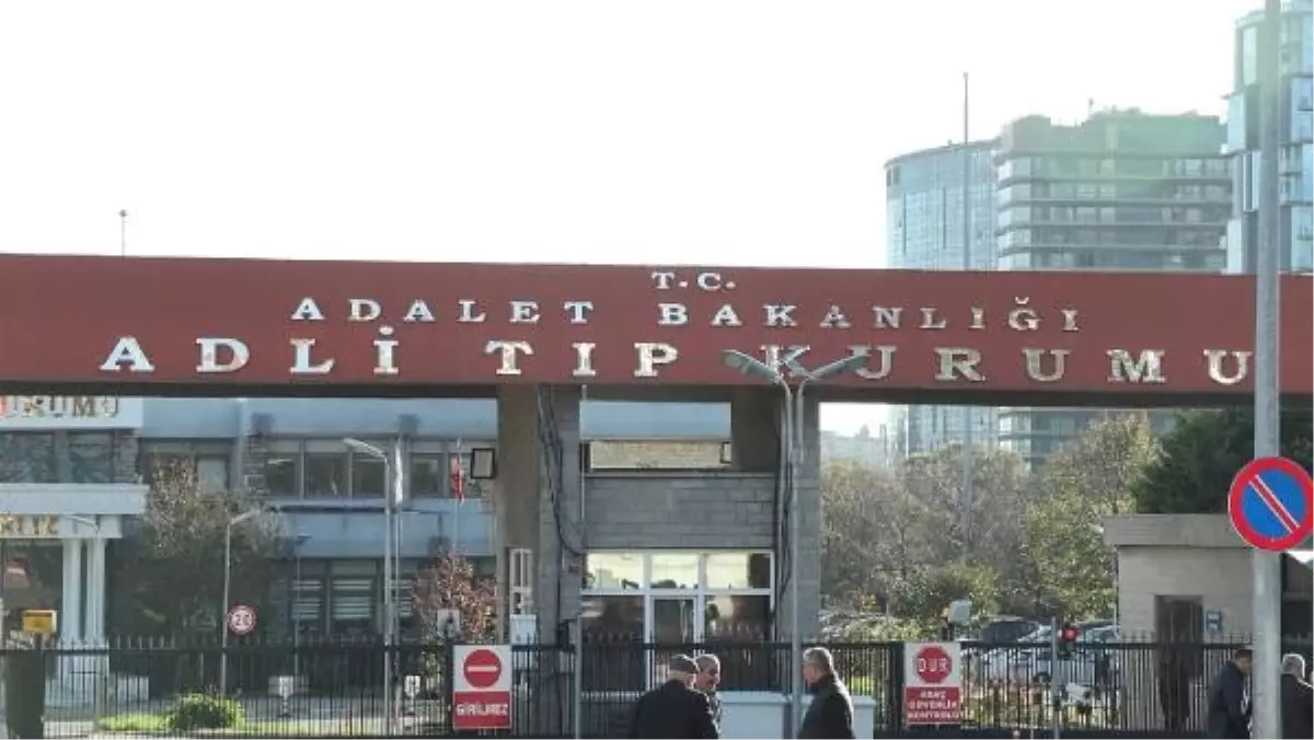 Sancaktepe\'de Bir Taksi Şoförü Silahla Vurularak Öldürüldü